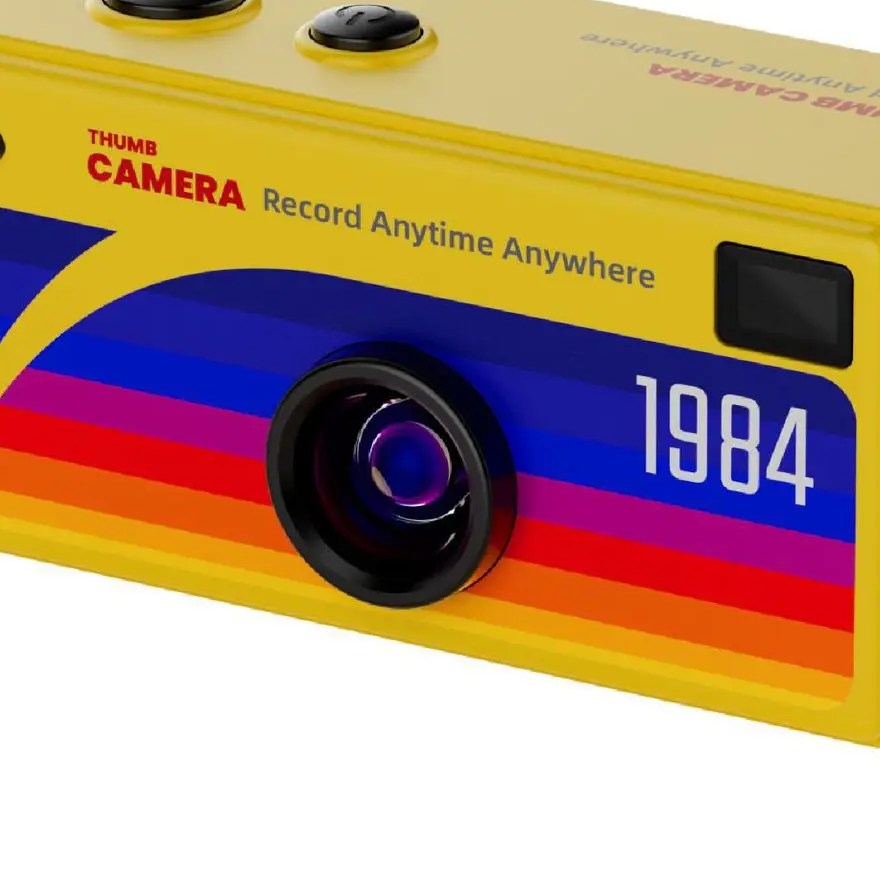 Close-up of the G6 lens, rainbow stripes and 1984 marking